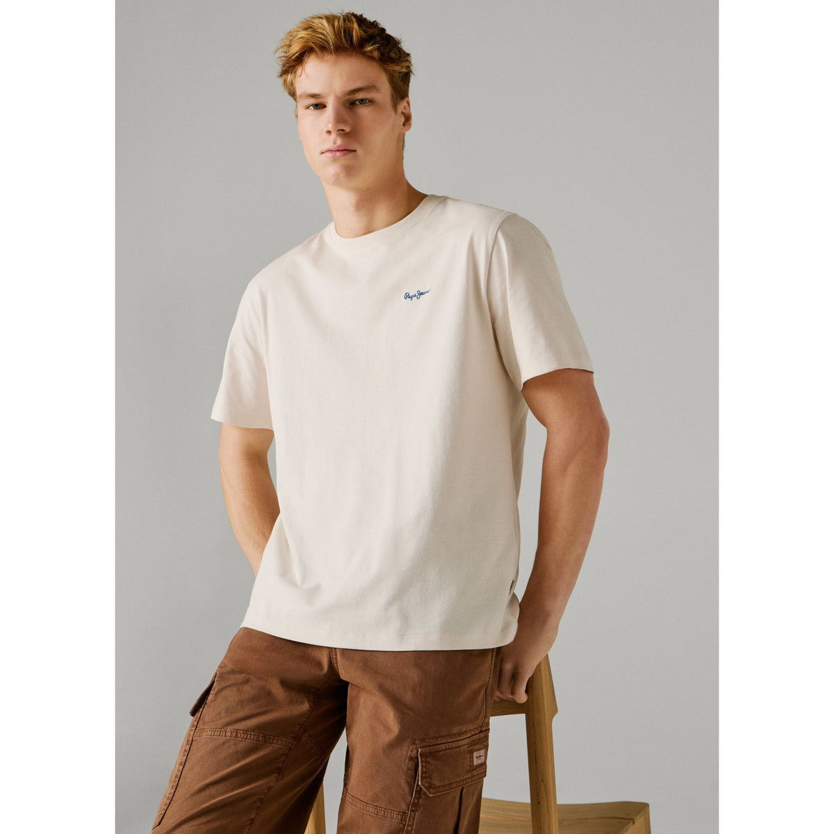 Connor Regular Fit Contrast Logo Print T-Shirt