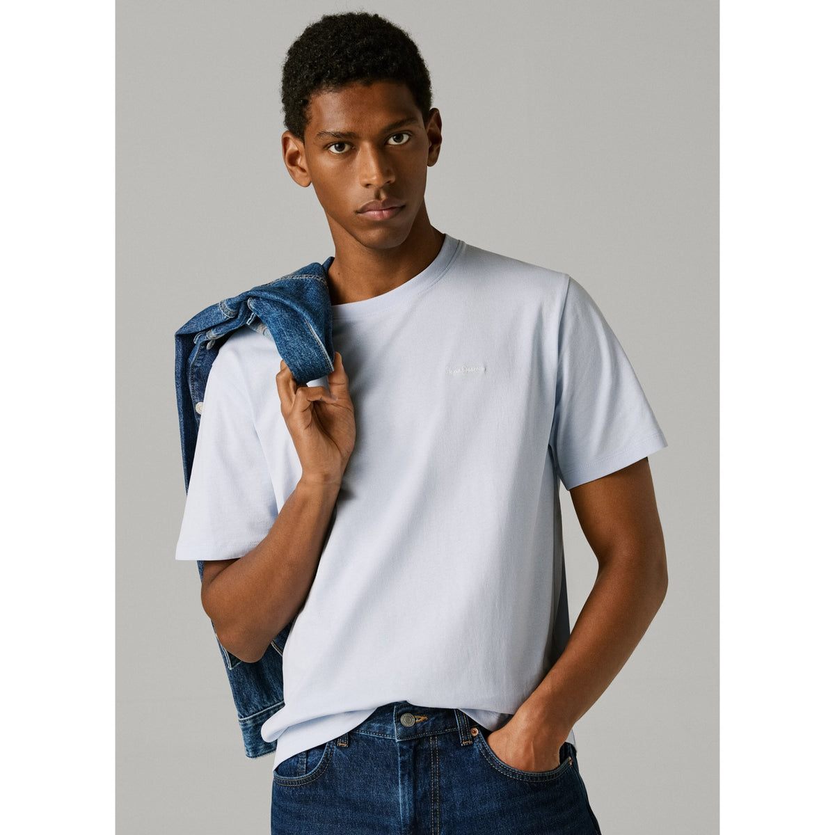 Connor Regular Fit Contrast Logo Print T-Shirt