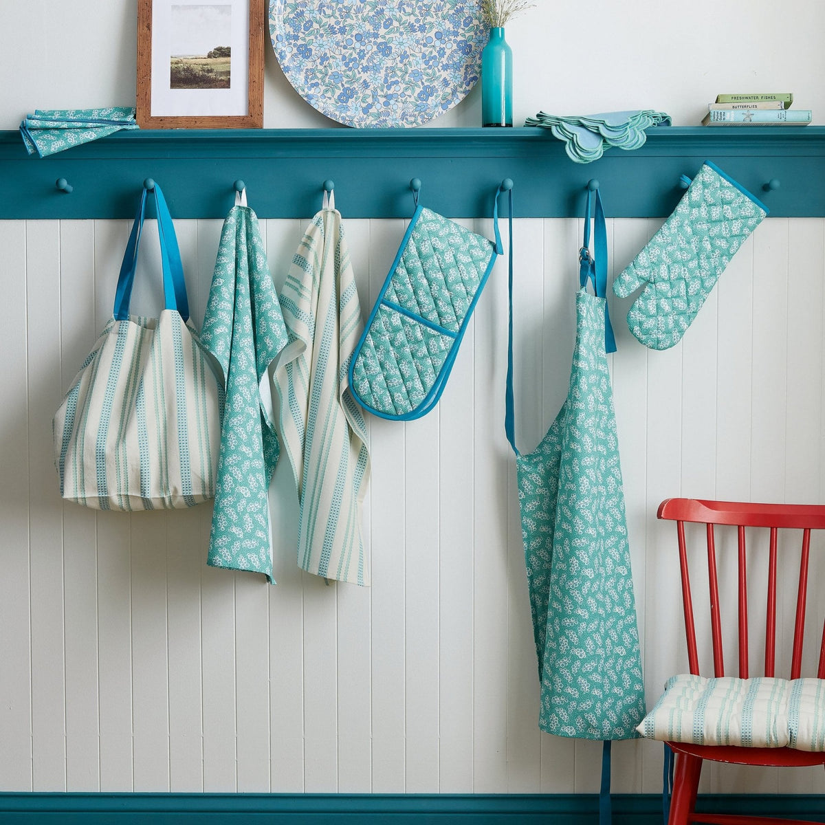 Livie Apron