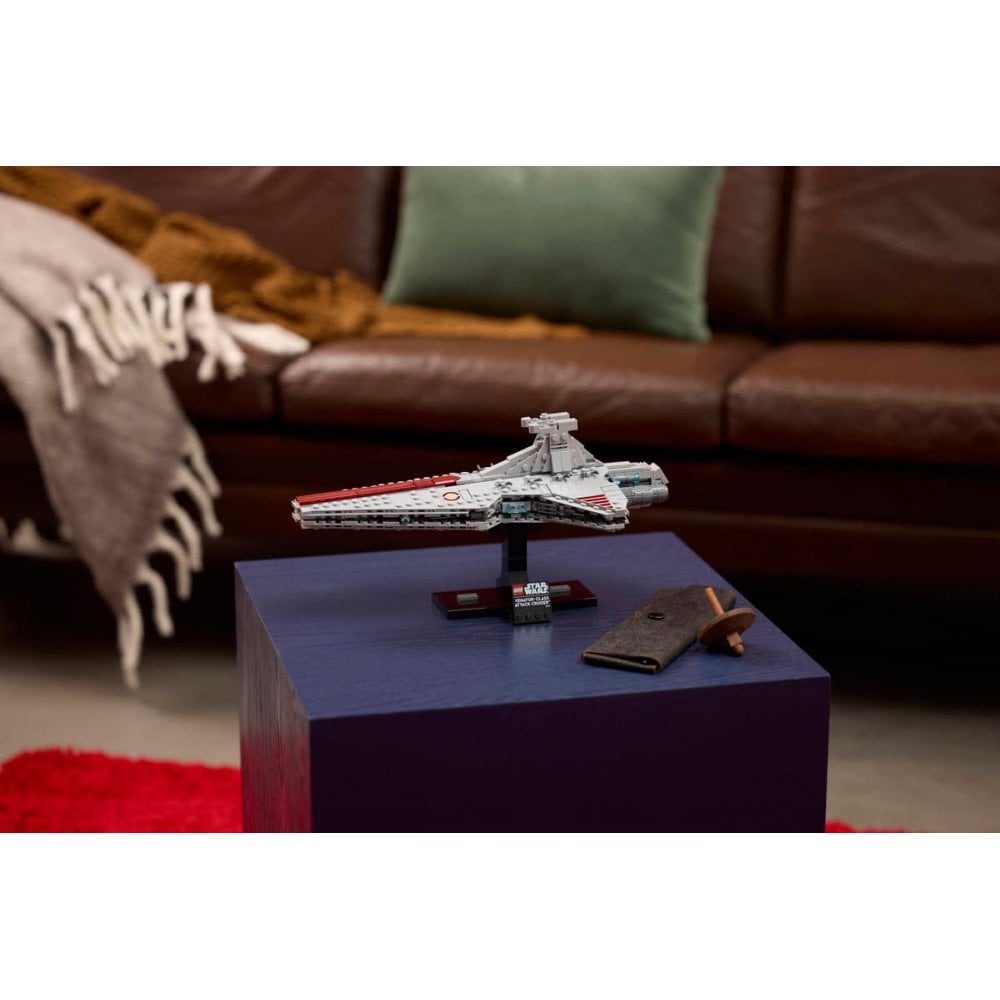 Venator-Class Attack Cruiser™ 75441