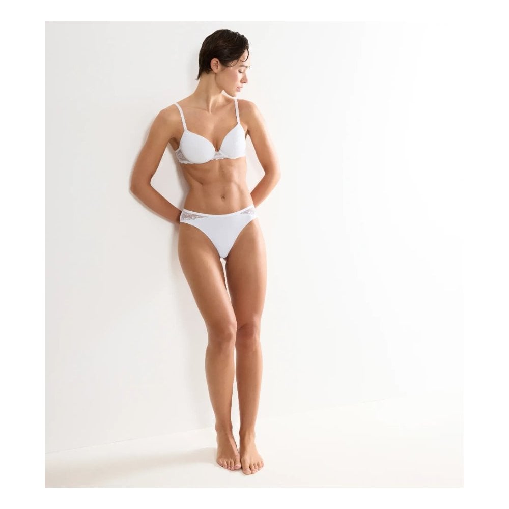 Comfort Allure Wired Padded Bra