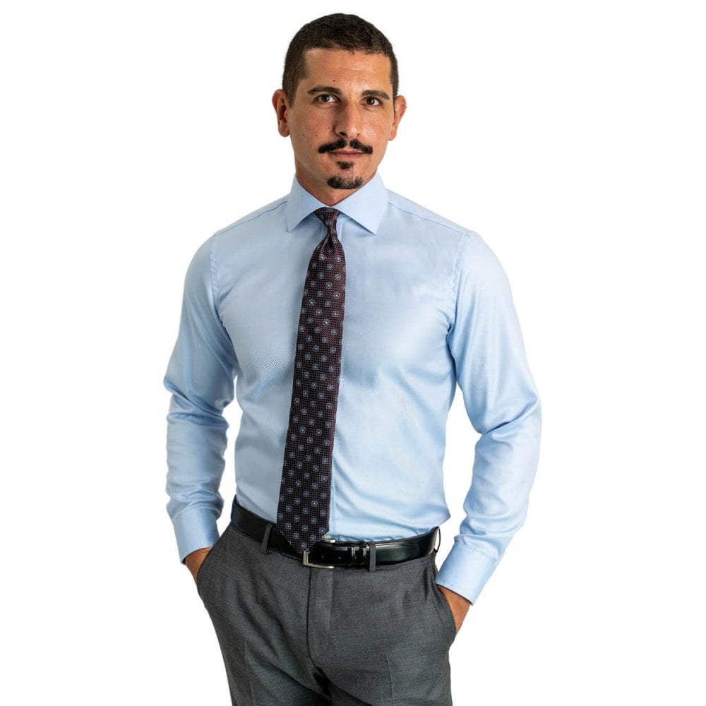 Twill Cutaway Collar Single Cuffed Slim-Fit Non-Iron Shirt