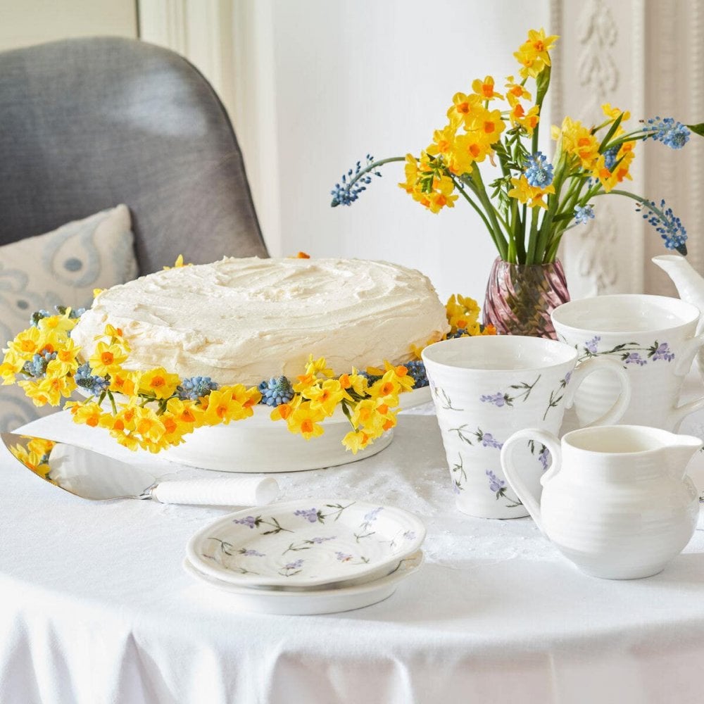Lavandula Footed Cake Stand
