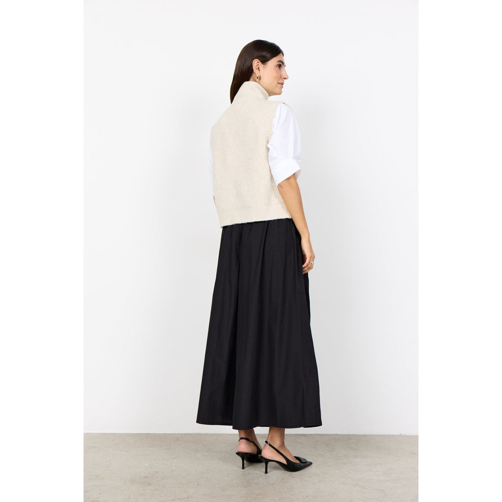 SC-Gith 1 Textured Knit Waistcoat