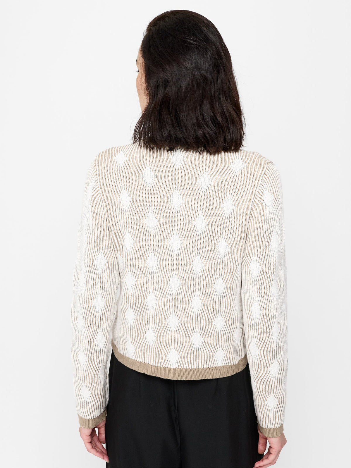 Pheby Wave Jacquard Knit Cardigan