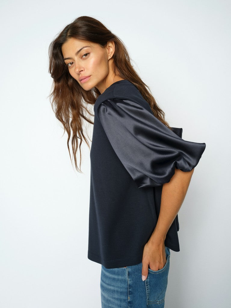 MMDuba O-SS Satin Sweatshirt