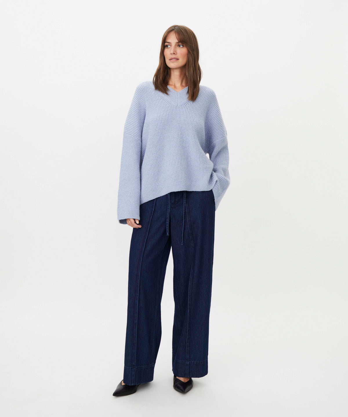 MaFayima Relaxed V-Neck Sweater