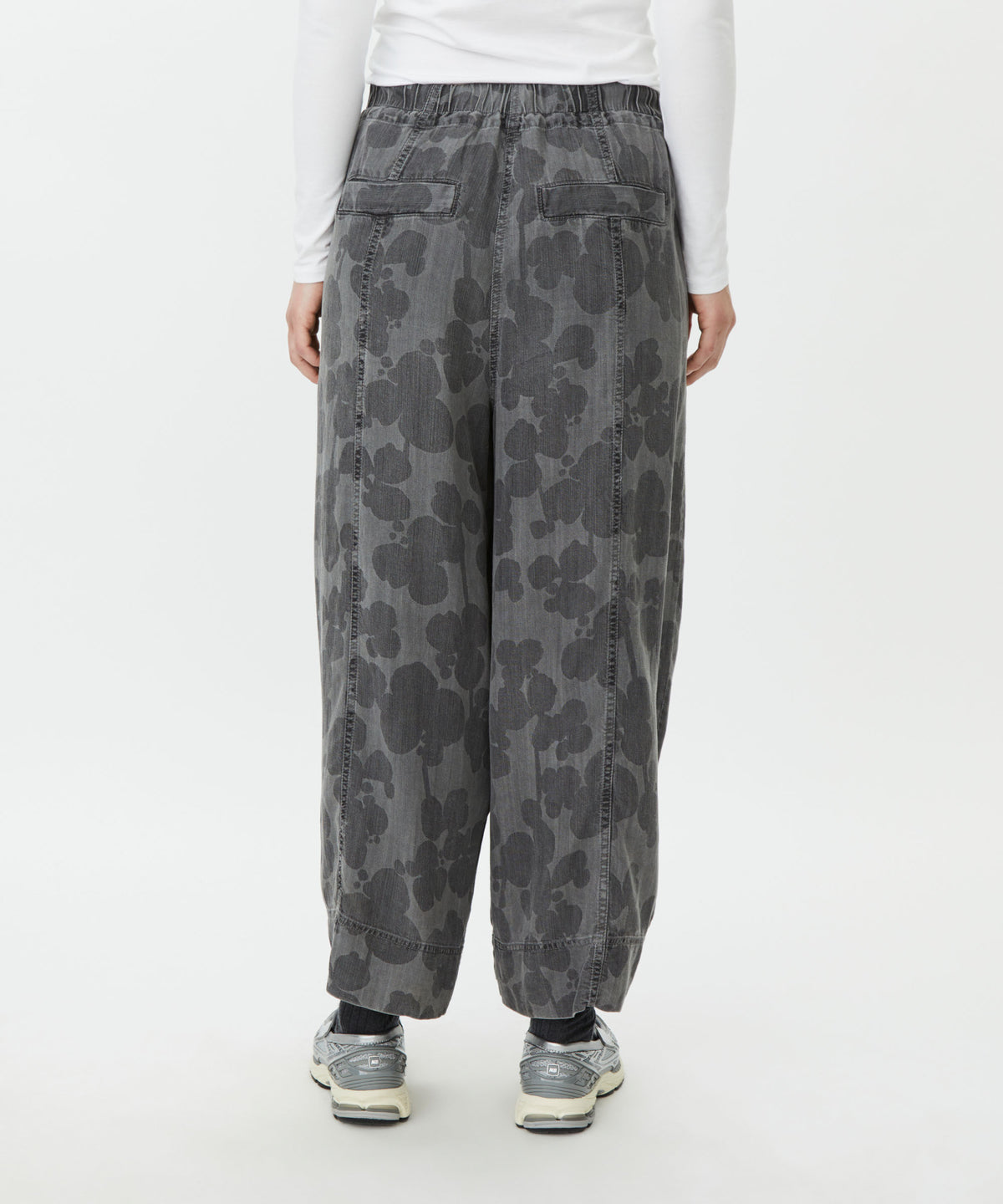 MaPhenyo Floral Print Trousers
